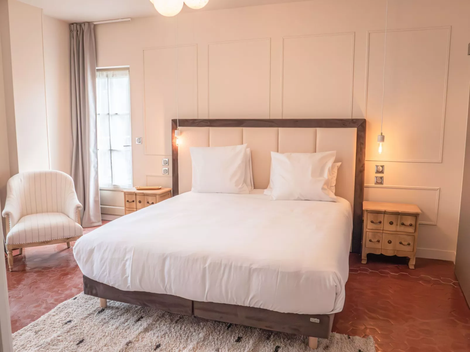 Chez Nerthe, 5-Sterne-Haus mit privatem Jacuzzi-Drinnen