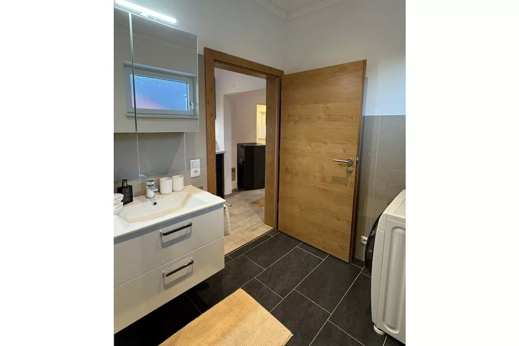 756120-Nicht zugeordnet