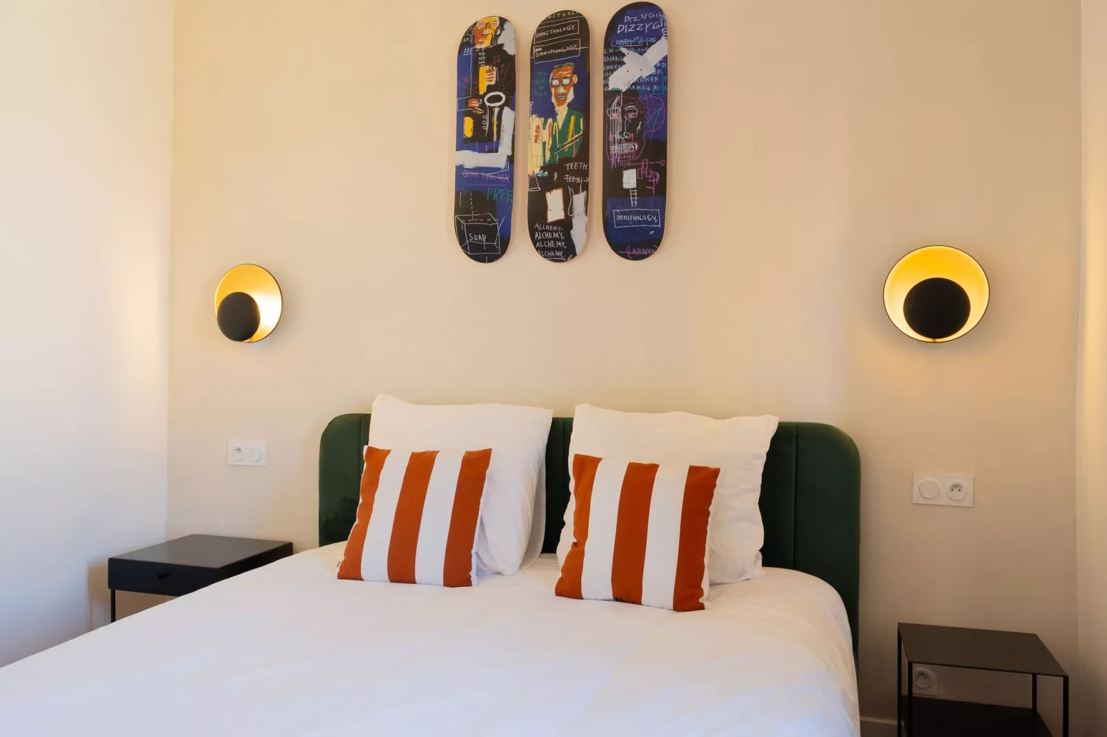 AW-32-LOUIS-BLANC-Untagged