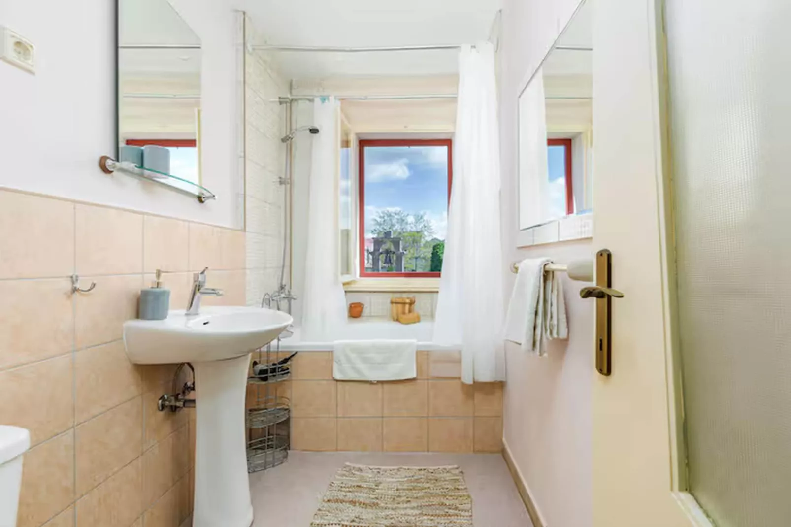 Holiday Home Lucia-Badezimmer