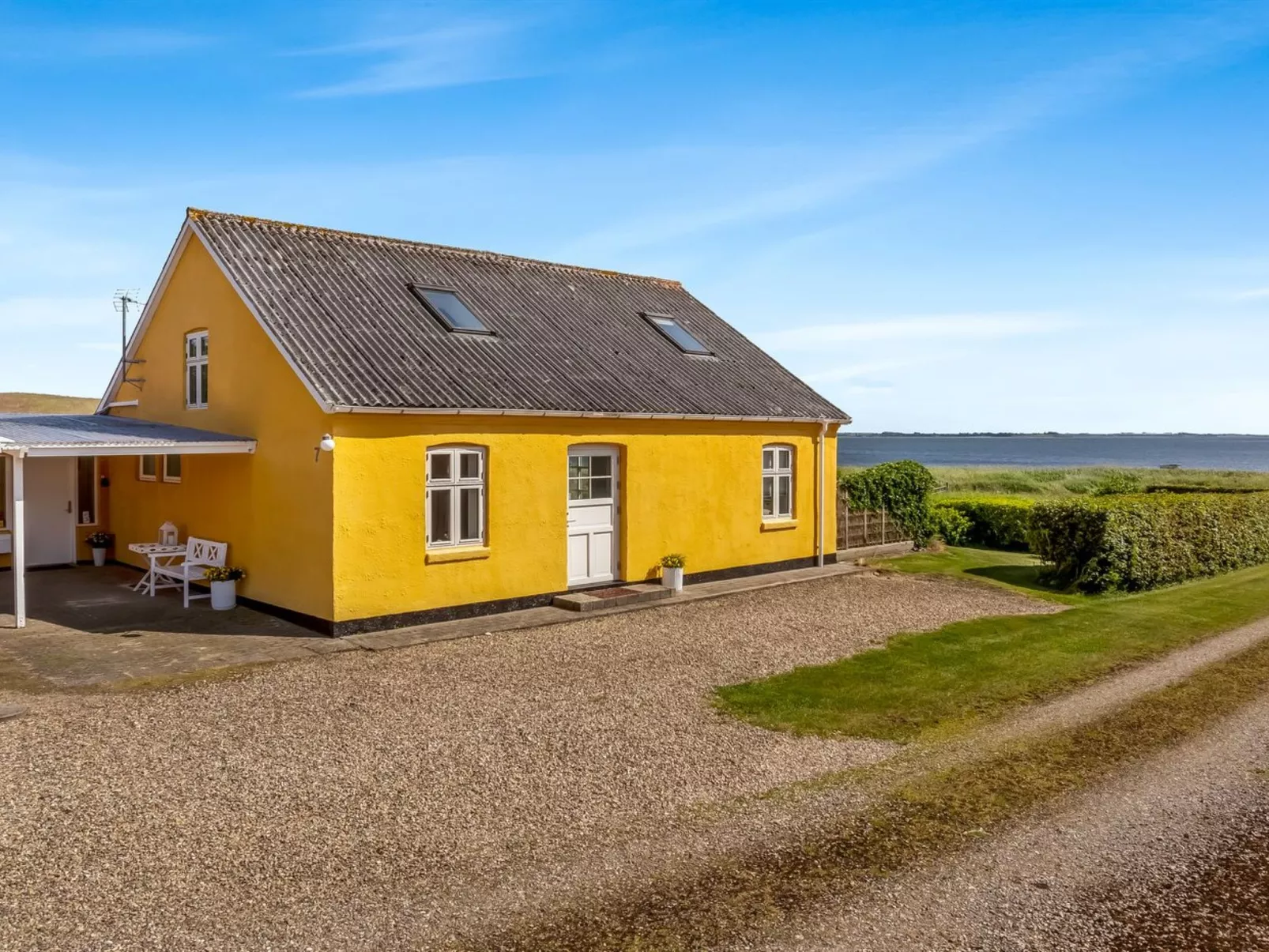 "Jurien" - 50m to the fjord - Outside