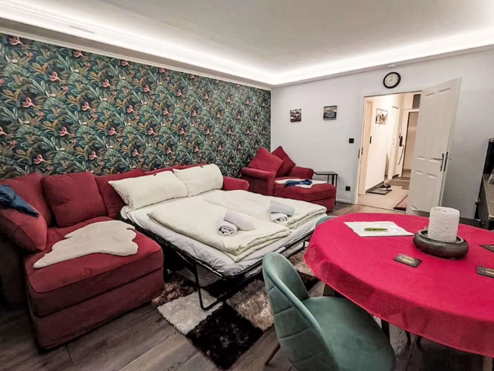 Urban & Florian Apt.67 Family - Drinnen