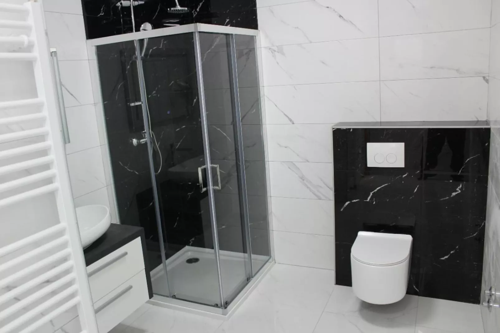 Hotelzimmer Suite 201 - Typ 2 - Badezimmer