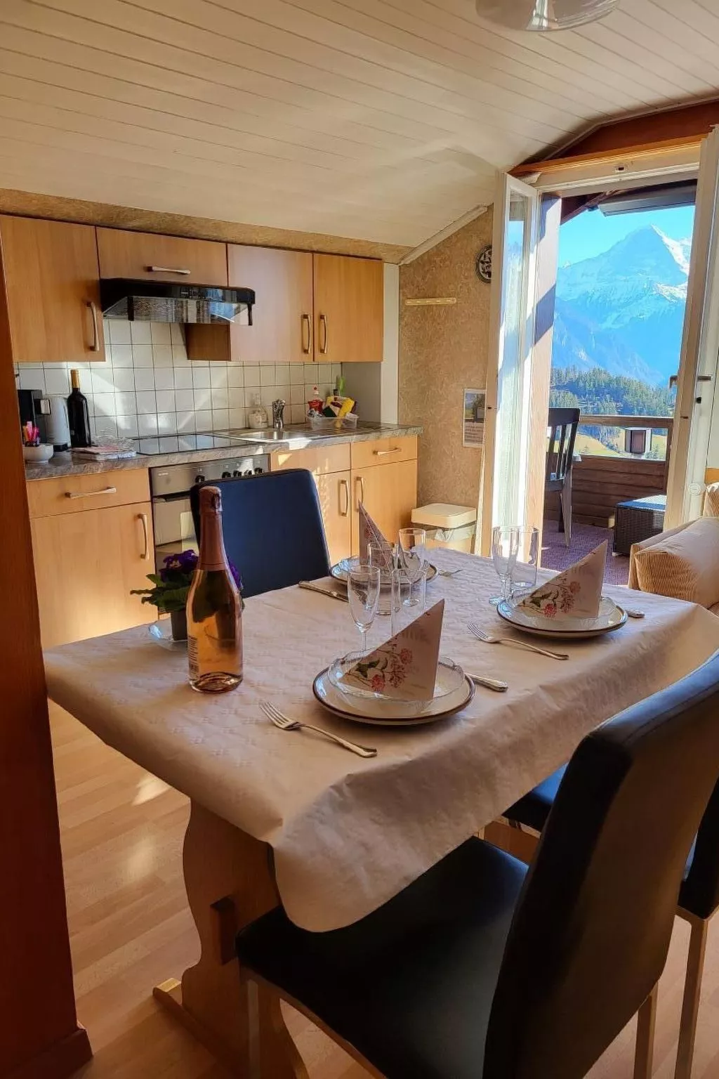 LiloTopMountainView - Image-tags.info