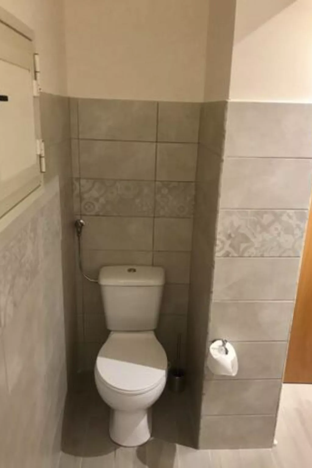 Alley's Haus - Image-tags.info