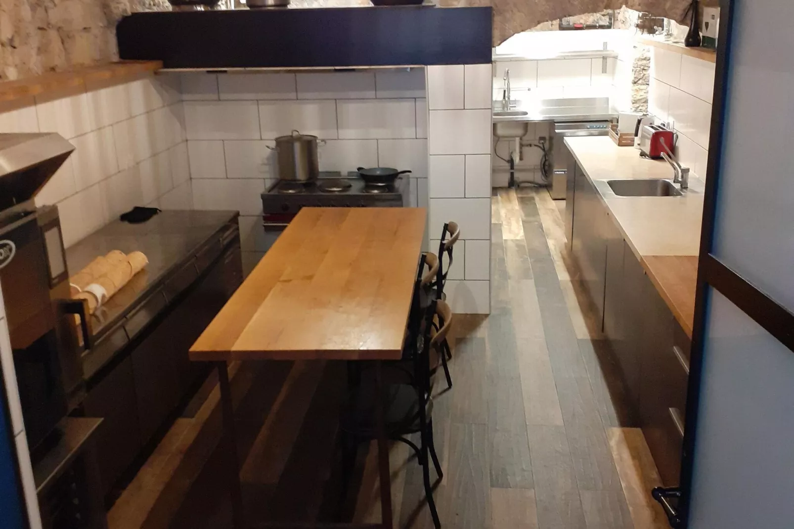 Pluton-Kitchen