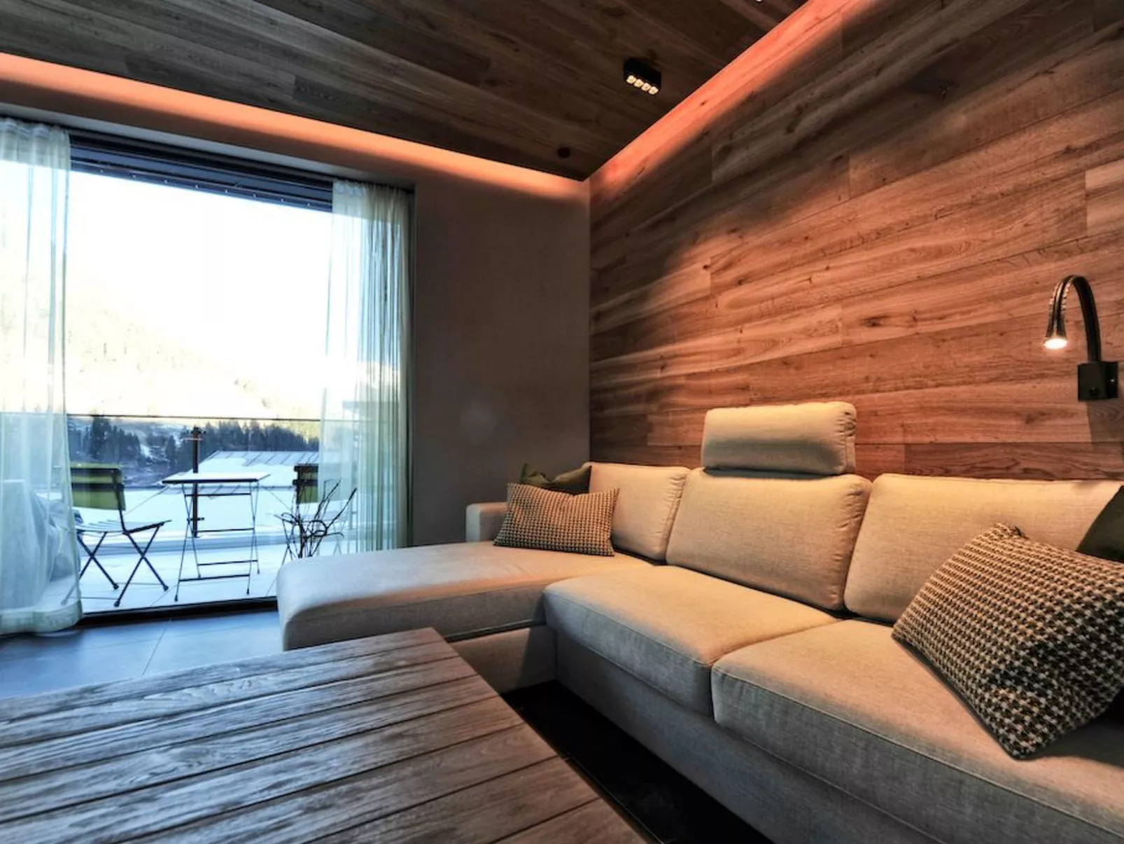 Alpiner Glam Penthouse - Trendy - Cosy - Comfy - Image-tags.info