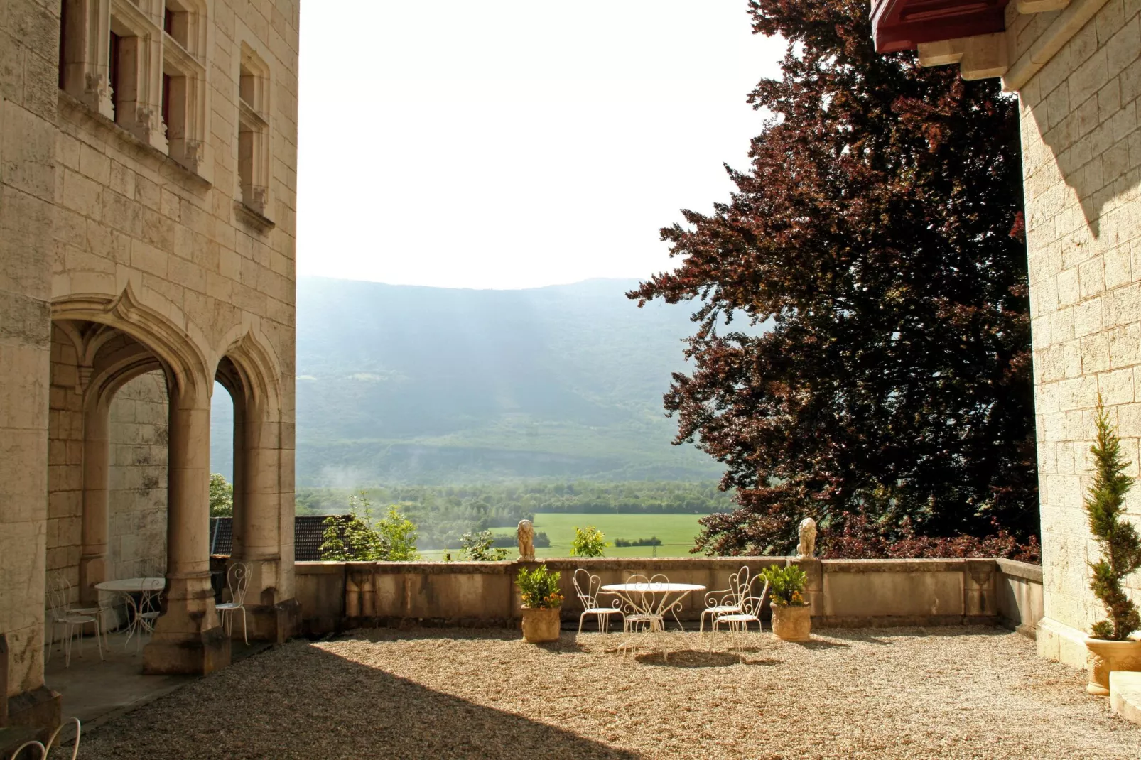 Pluton-Terrace balcony