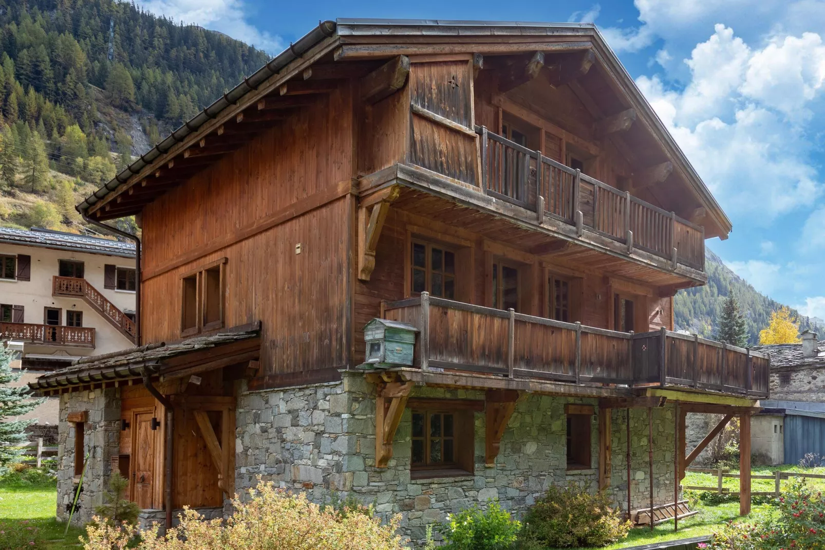 Chalet du Parc-Außenbereich Sommer