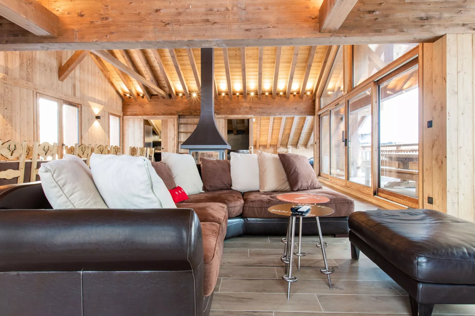 CHALET LE 360 KB-Living room