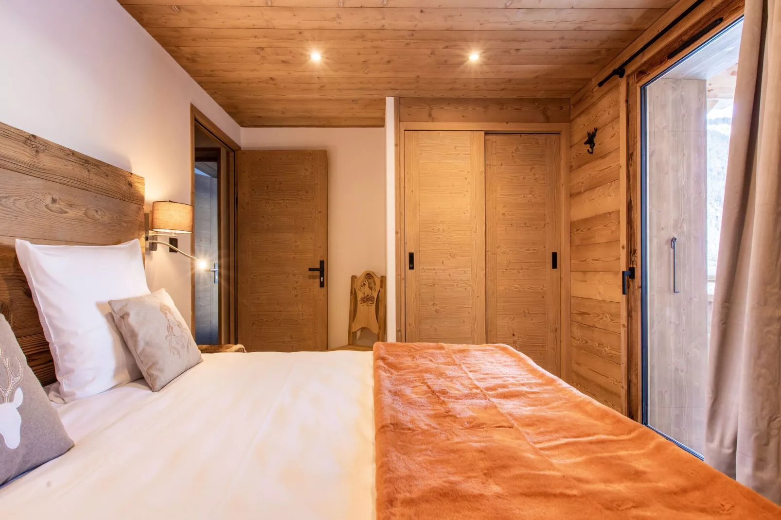 CHALET LE 360 KB-Bedroom