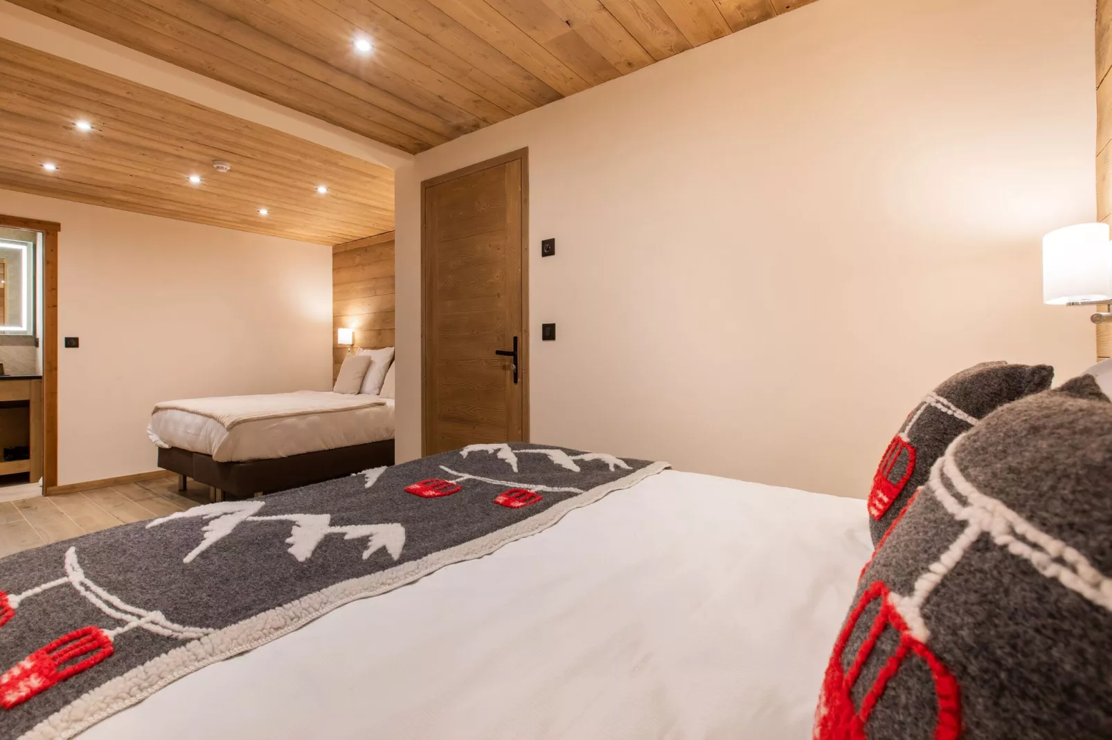 CHALET LE 360 KB-Bedroom