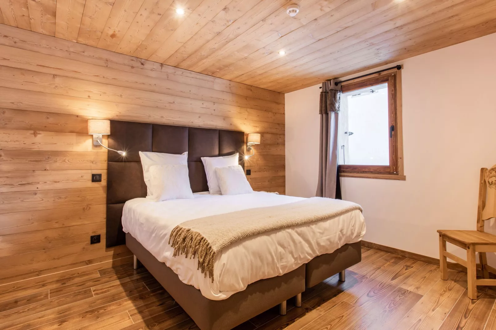 CHALET LE 360 KB-Bedroom