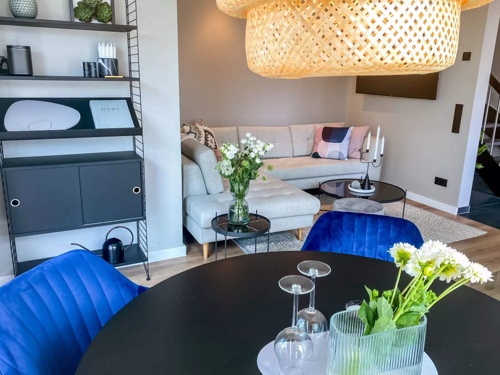 Modernes Ferienhaus mit Sauna, Seeblick, Dachterrasse und Garten - Image-tags.info