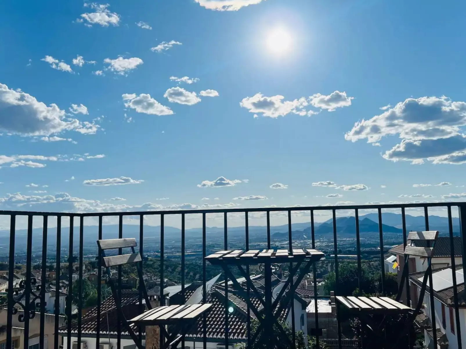 Helles Haus mit Aussicht und privatem Pool - Image-tags.info