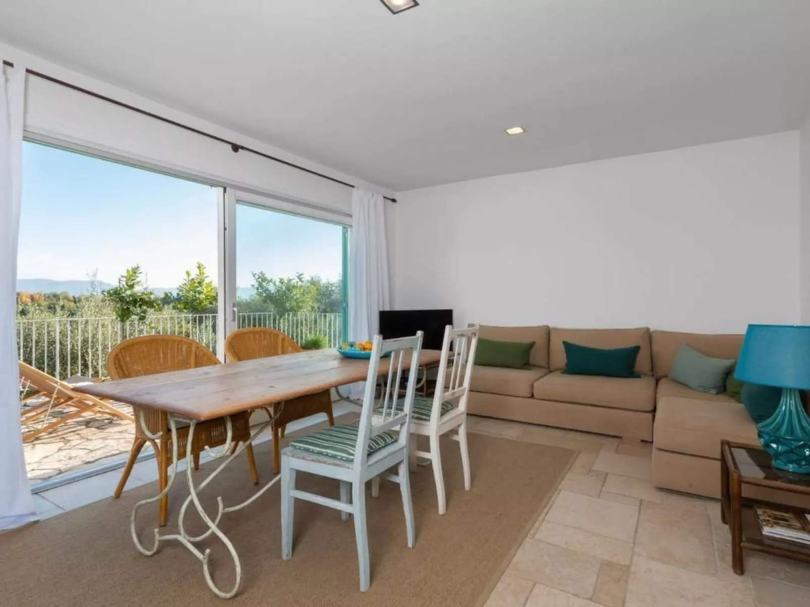 Traumhaftes Apartment mit großer Terrasse - Image-tags.info