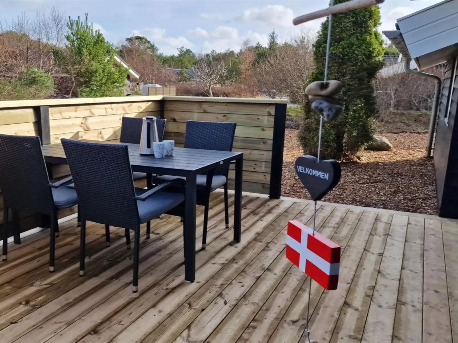 "Alisa" - 1.9km from the sea - Outside