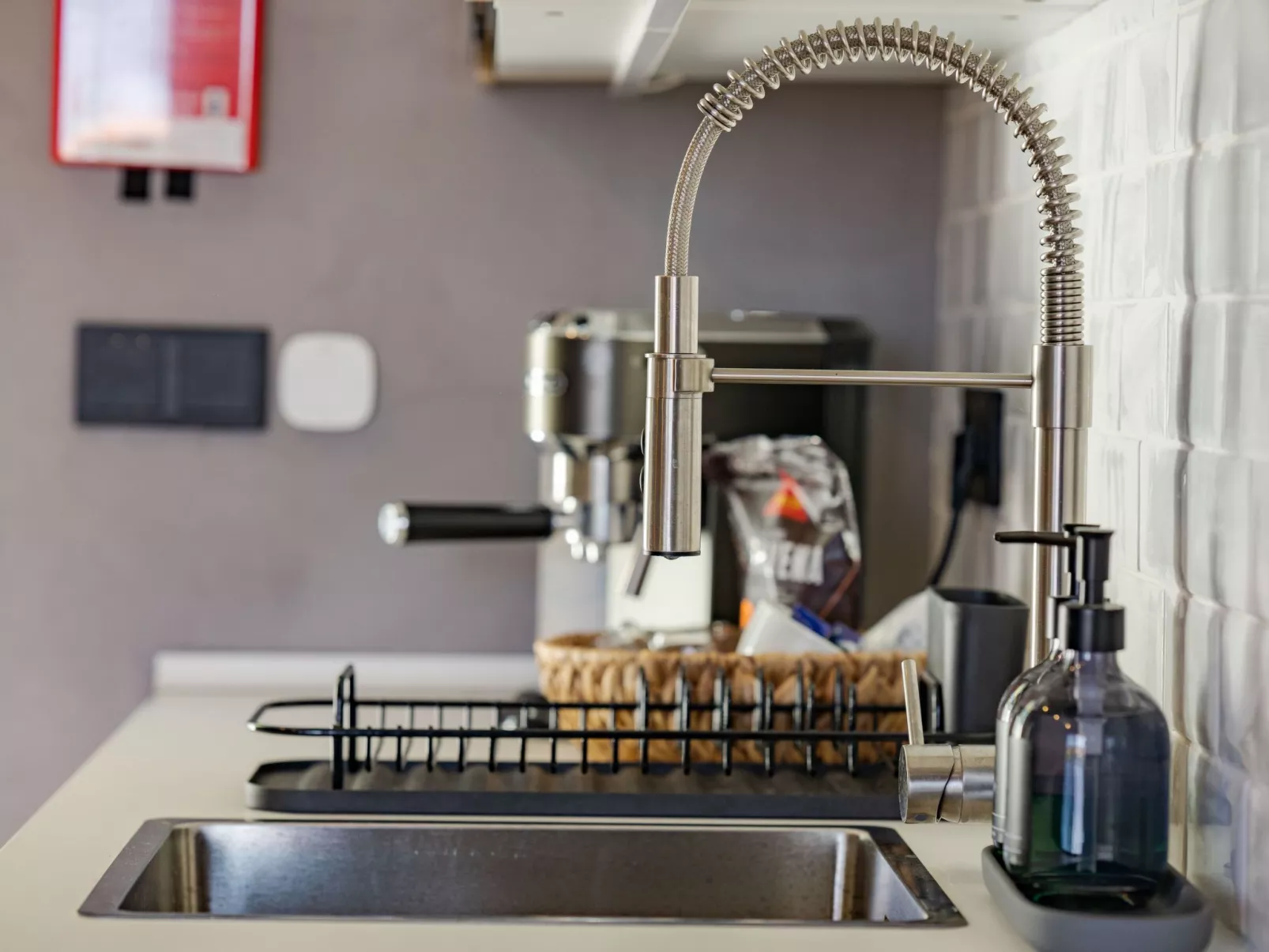 Modernes Studio, Terrasse mit Meerblick und Zugang zur Brandung-Image-tags.info