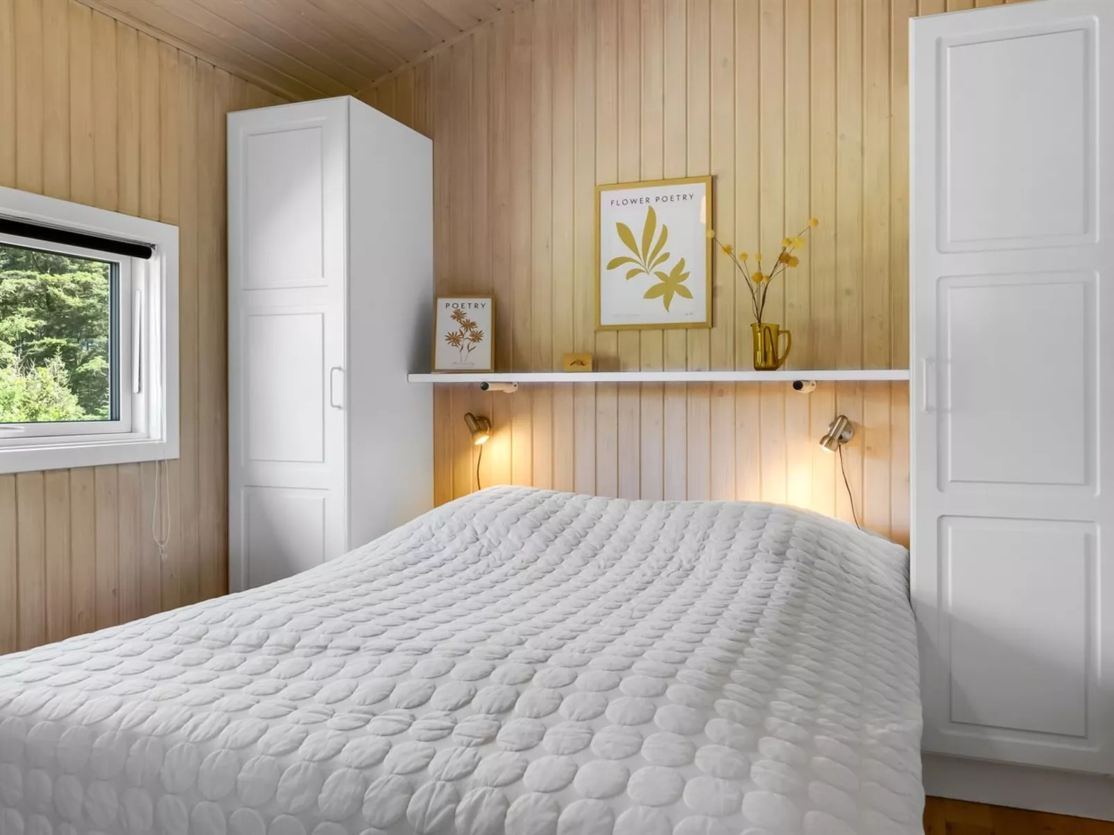 "Virpi" - 1.1km from the sea-Inside