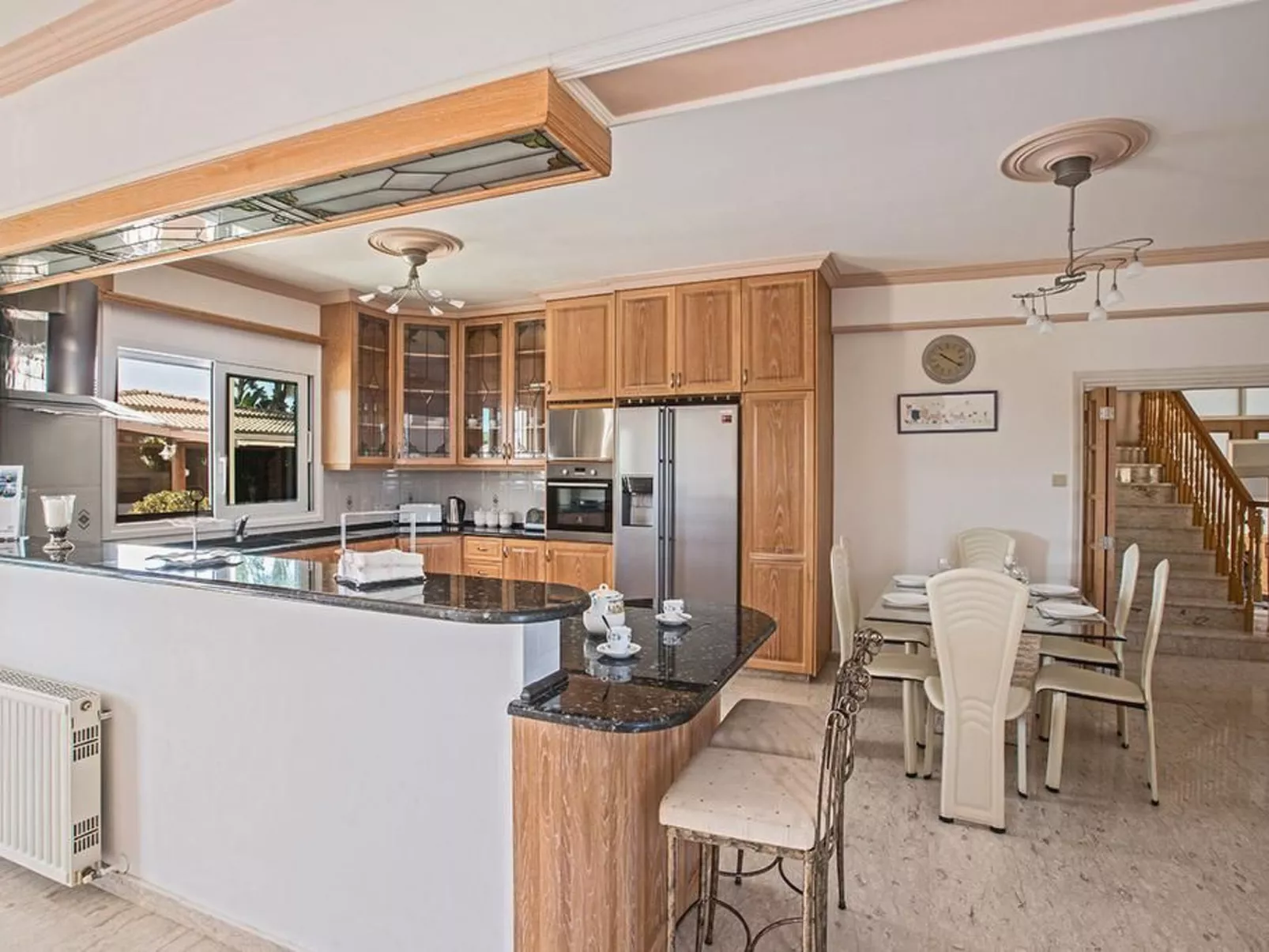 Familienvilla in Paralimni mit spektakulärer Aussicht - Image-tags.info