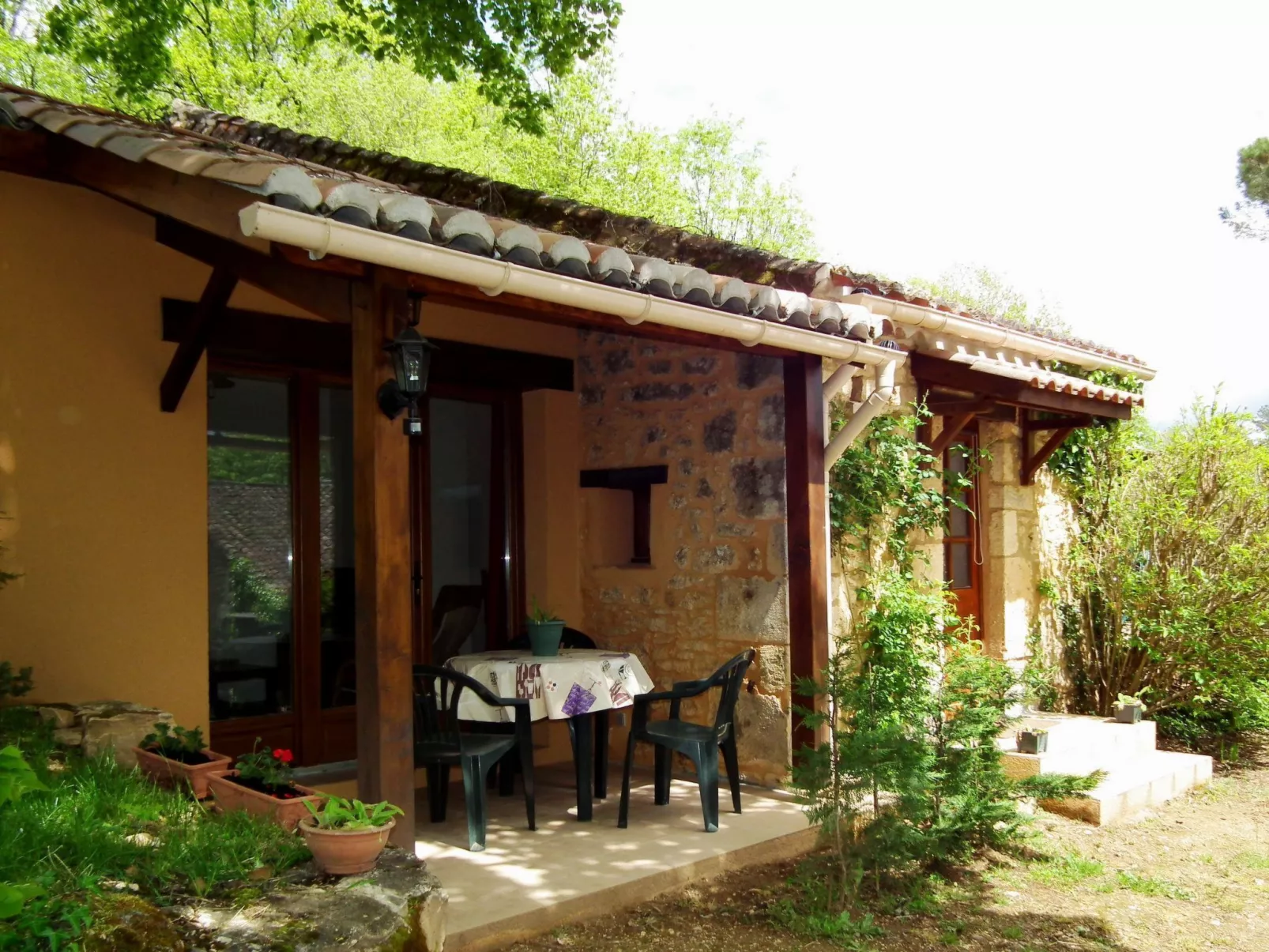 Domaine "Le Fournil" mit Jacuzzi - Dehors
