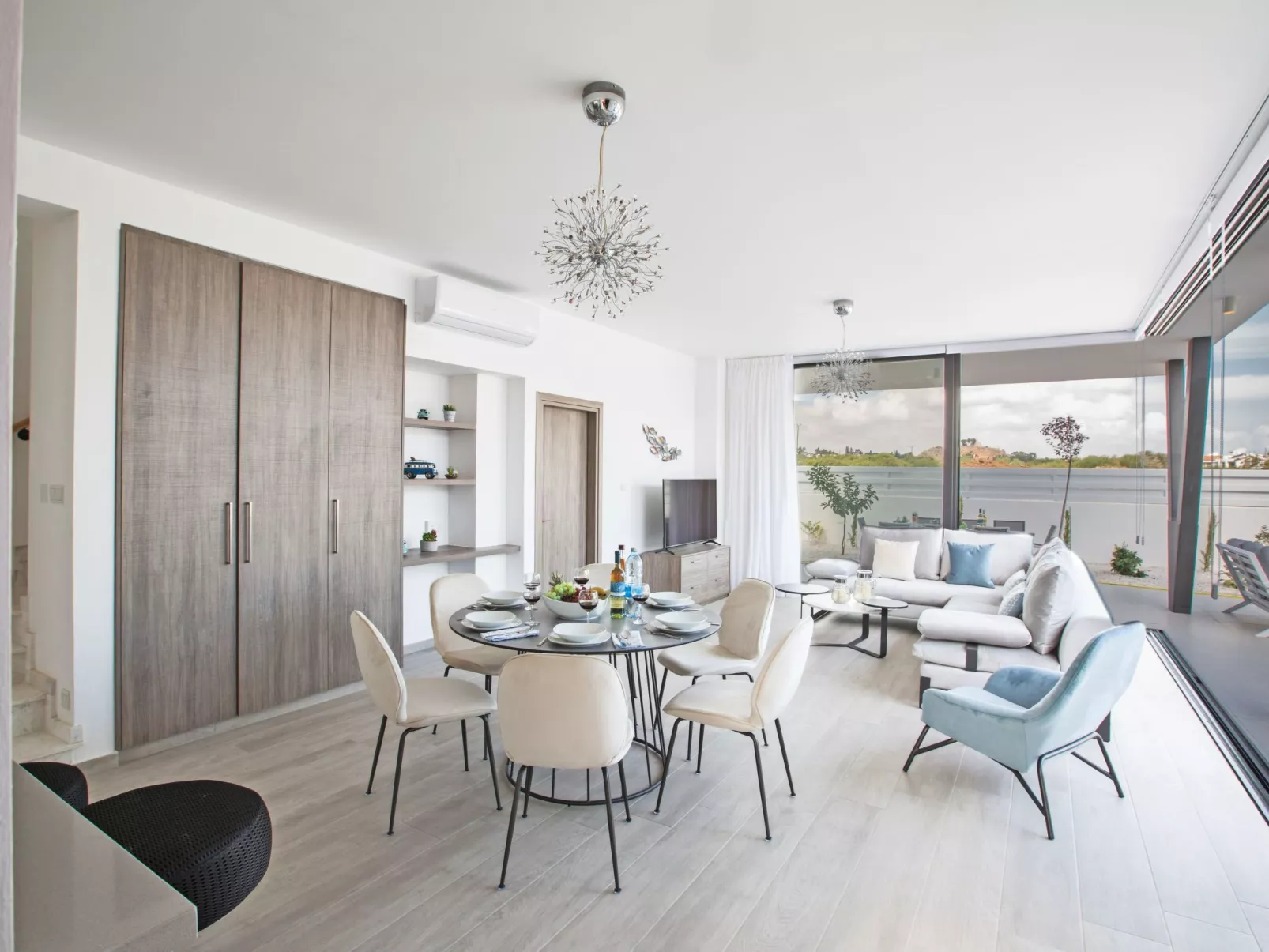 Neue, luxuriöse 3-Schlafzimmer-Villa in Protaras Zentrum - Image-tags.info