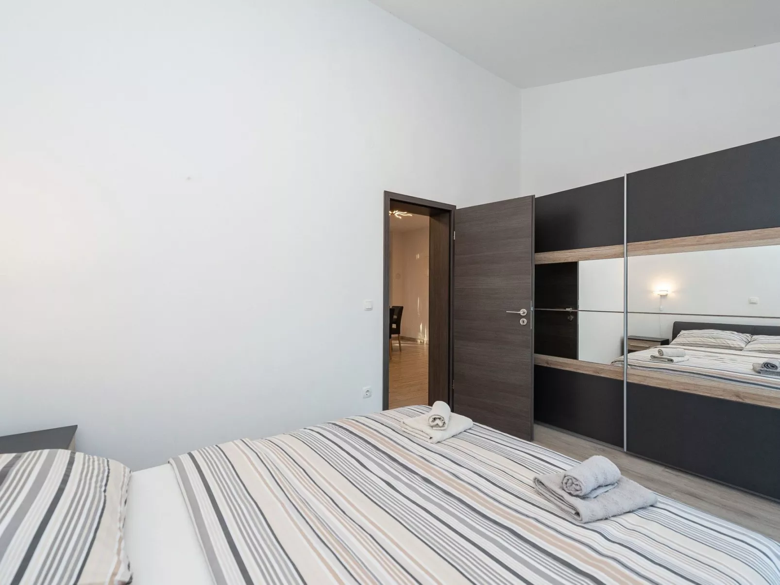 Apartment Buskulic Anamarija 3 - Image-tags.info