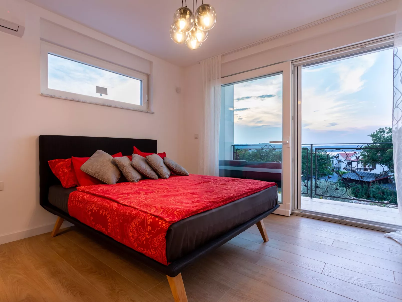 Villa Zara - Image-tags.info