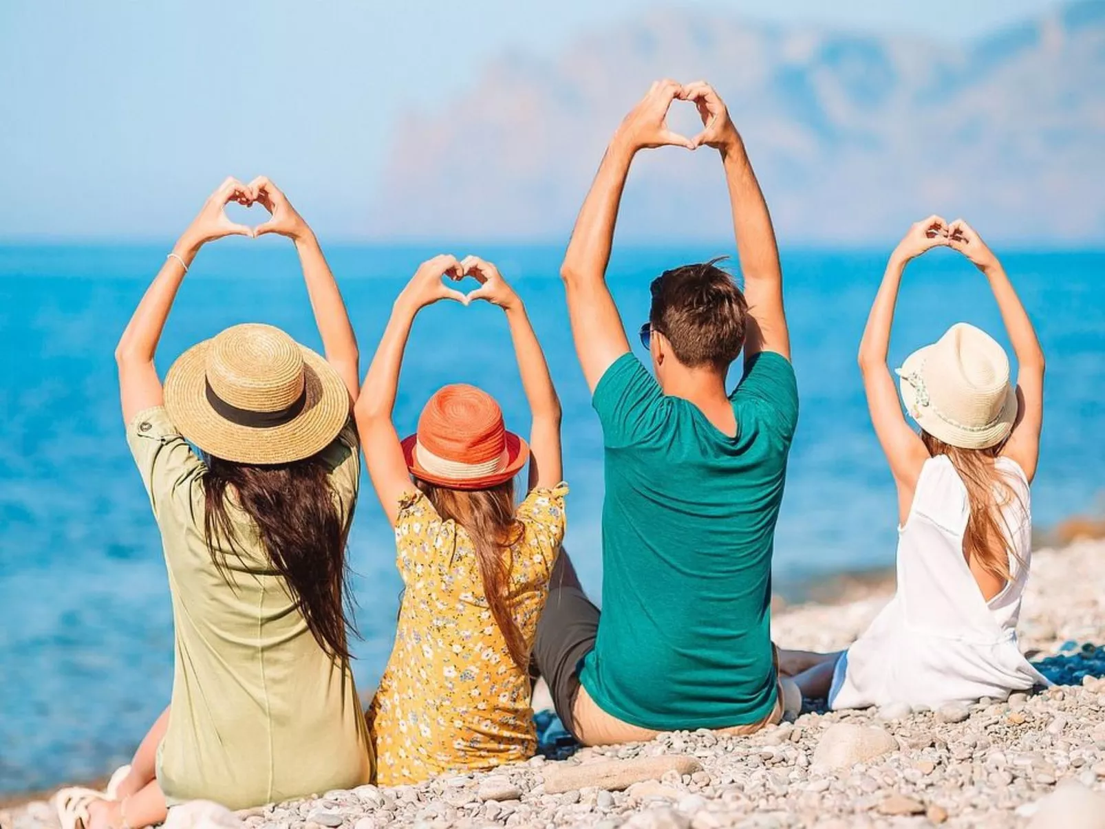 Strandhaus mit Pool in Meeresnähe - Image-tags.info