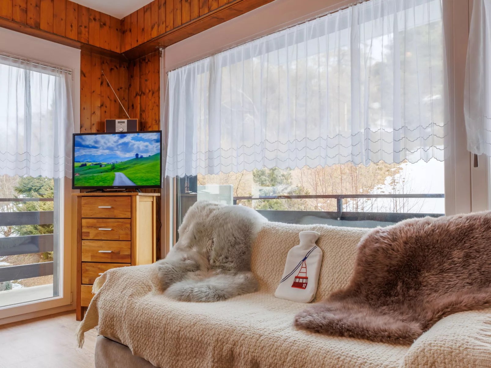 Ramuges 37A - Dedans