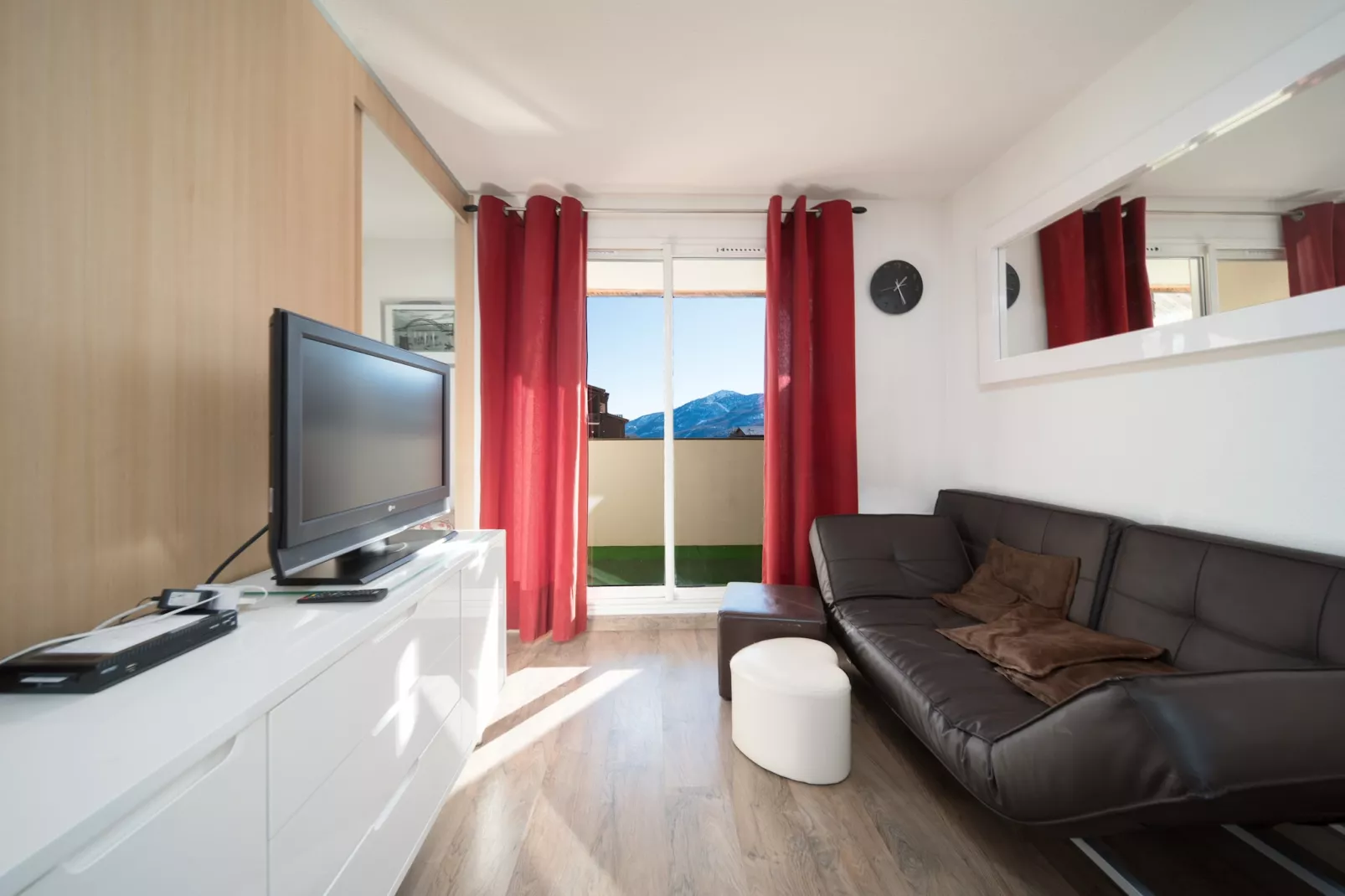 T. de Labrau N°108 - 2P5 - Living room