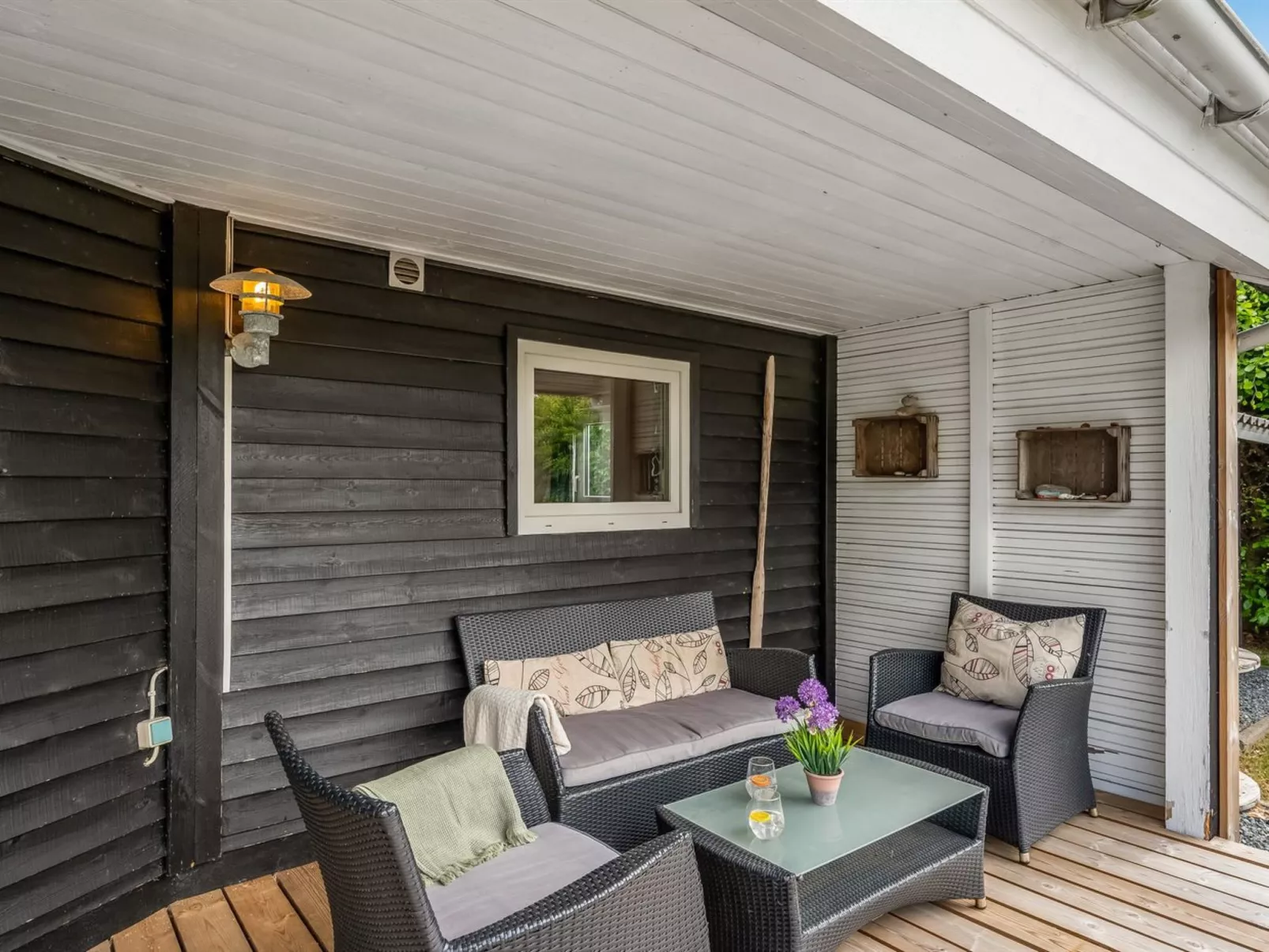 "Yorick" - 350m to the fjord - Outside