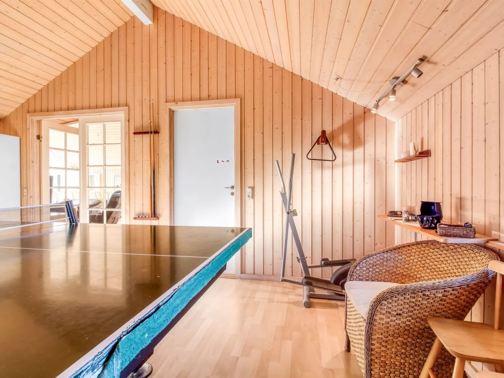 "Tonje" - 600m from the sea-Drinnen