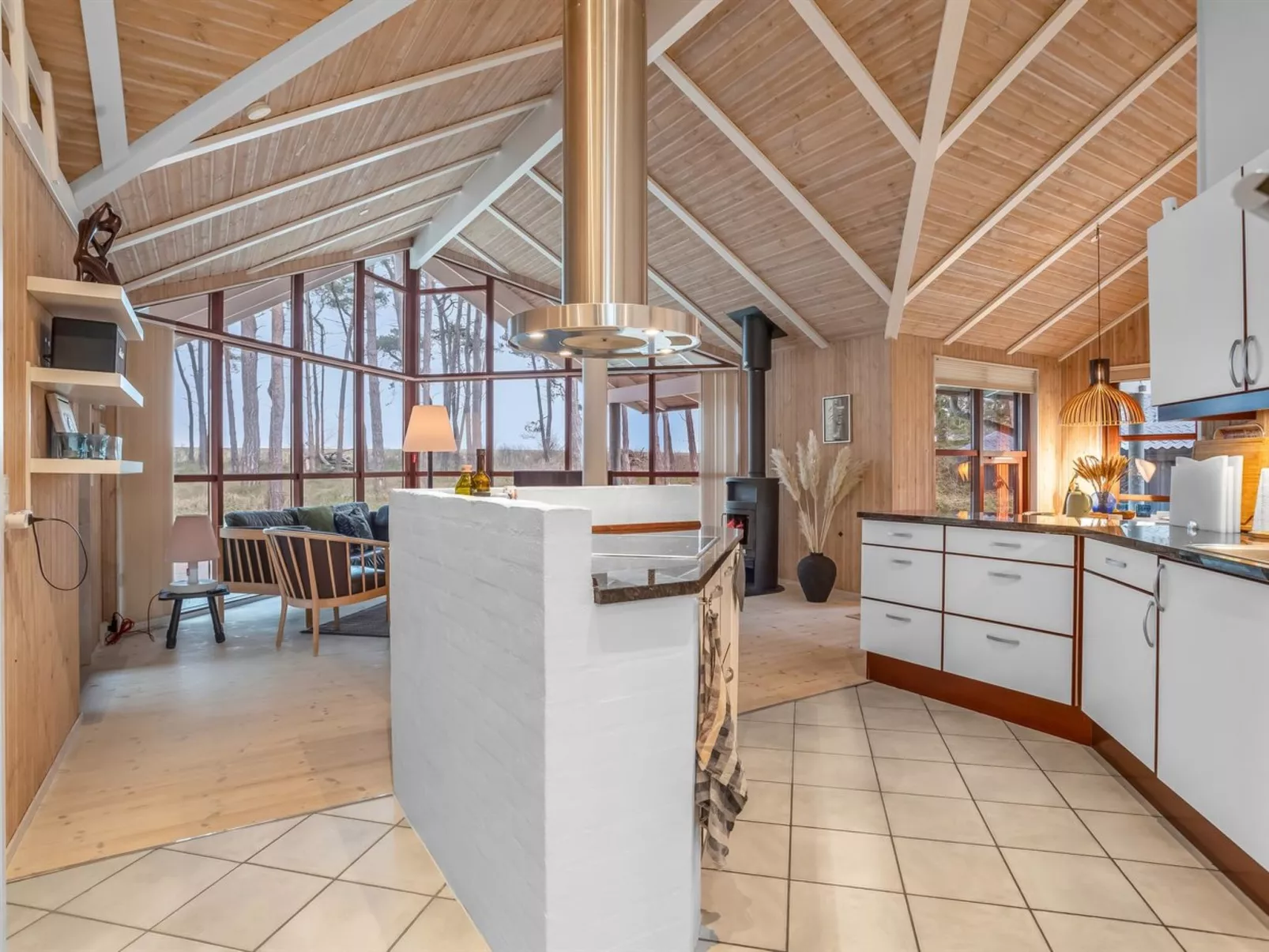 "Groa" - 50m from the sea - Drinnen