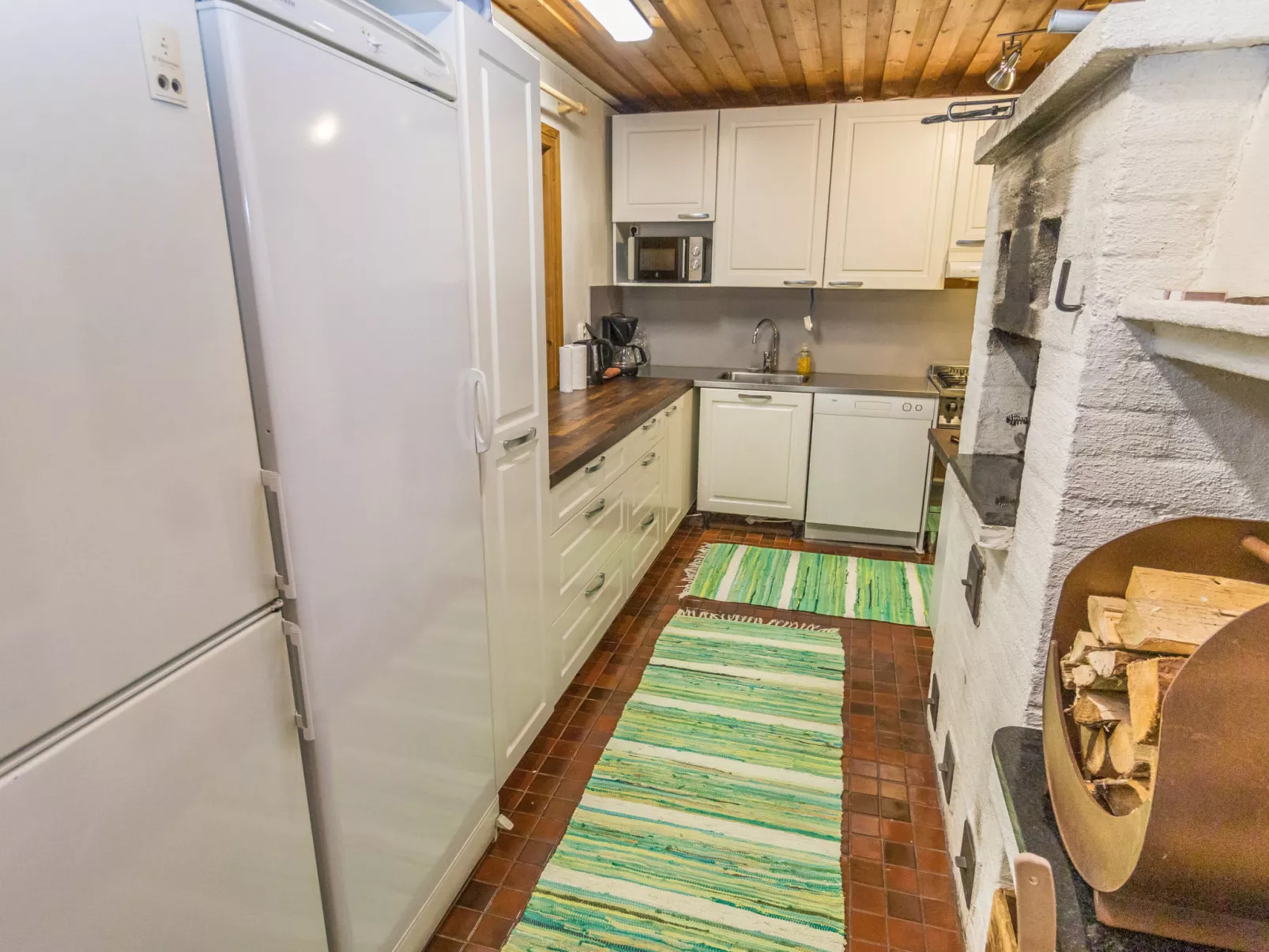 Hännänpää - Inside