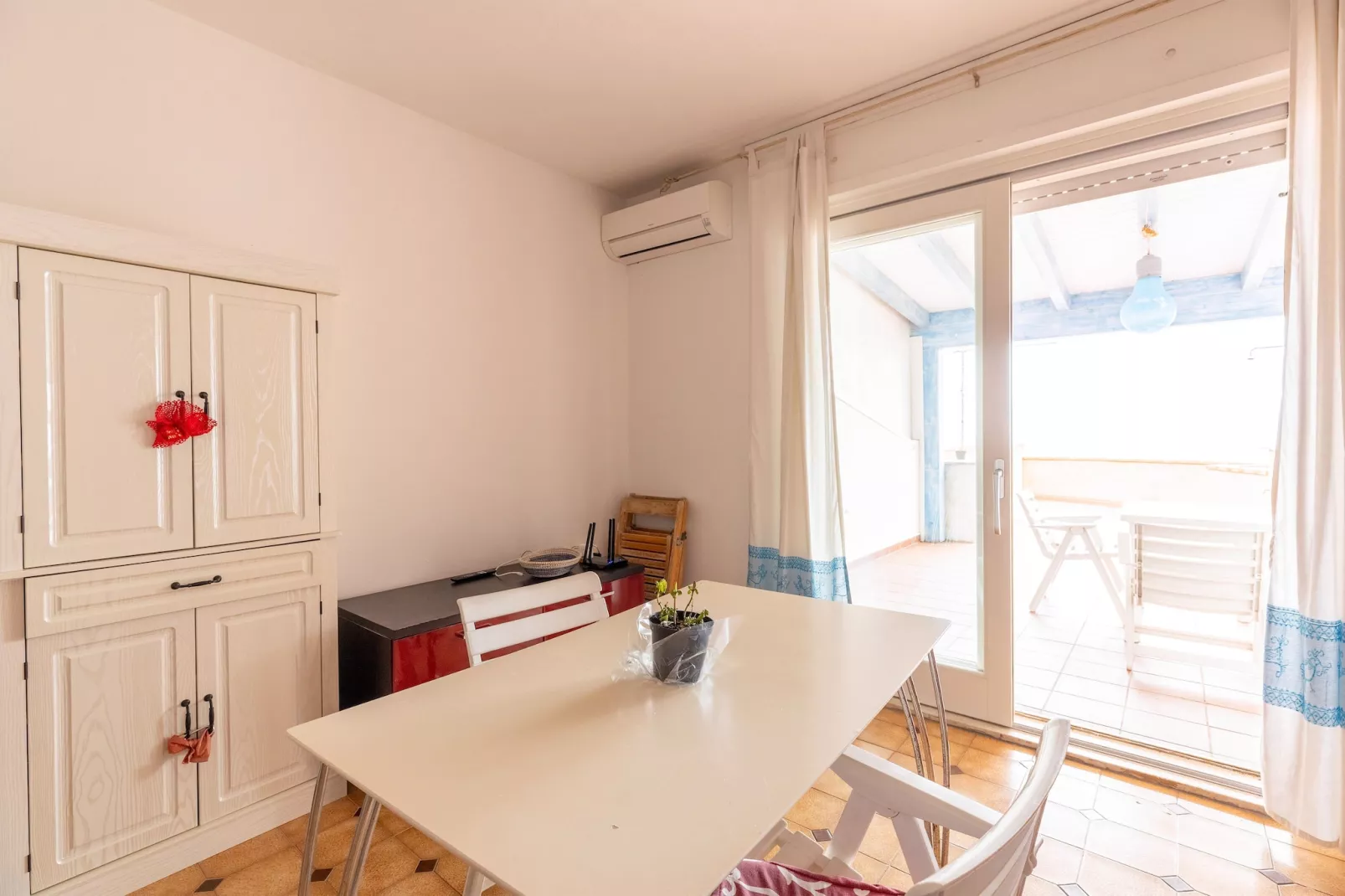 CASA BELVEDERE-Salle à manger