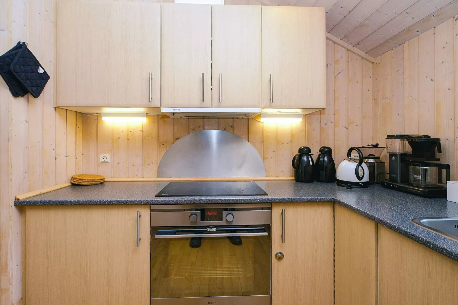 6 person holiday home in Højby-Indoor