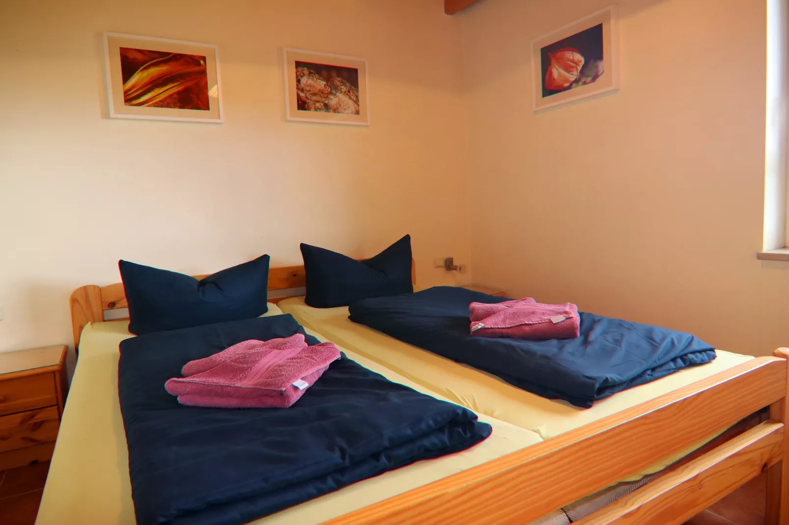 Strandnahes Ferienhaus Walter mit Meerblick-Schlafzimmer