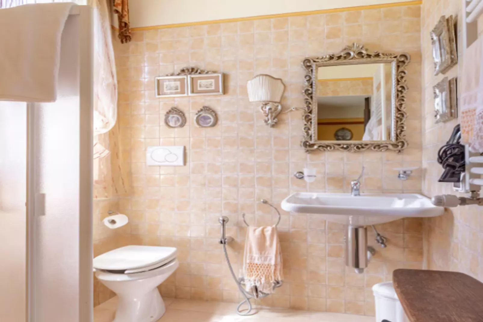 Luna Chiara-Bathroom