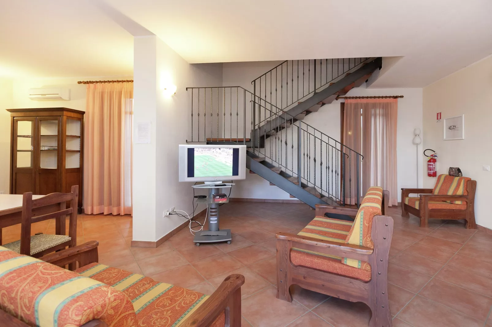 Casa Rosolina Due-Living room