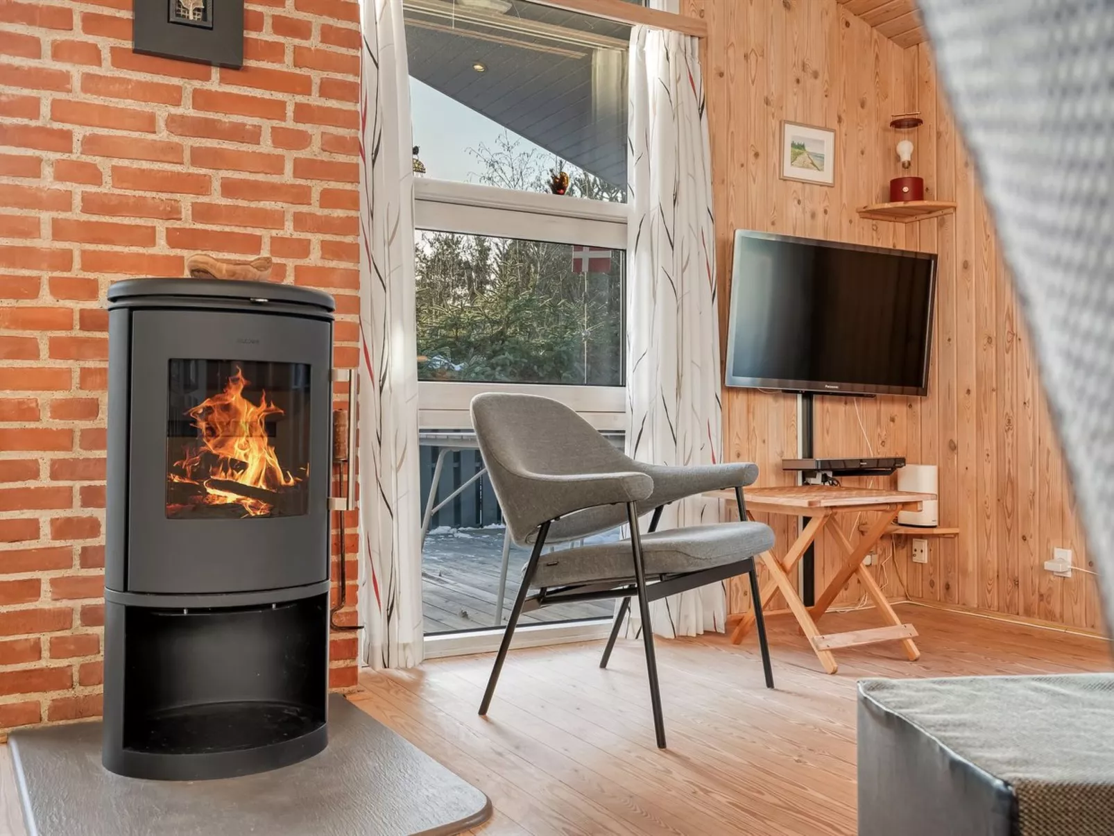 "Mea" -  from the sea-Dedans