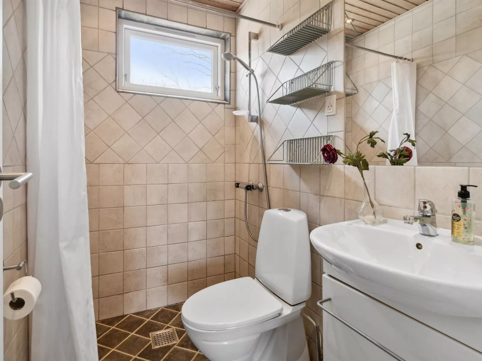 "Peadda" - 150m from the sea-Drinnen