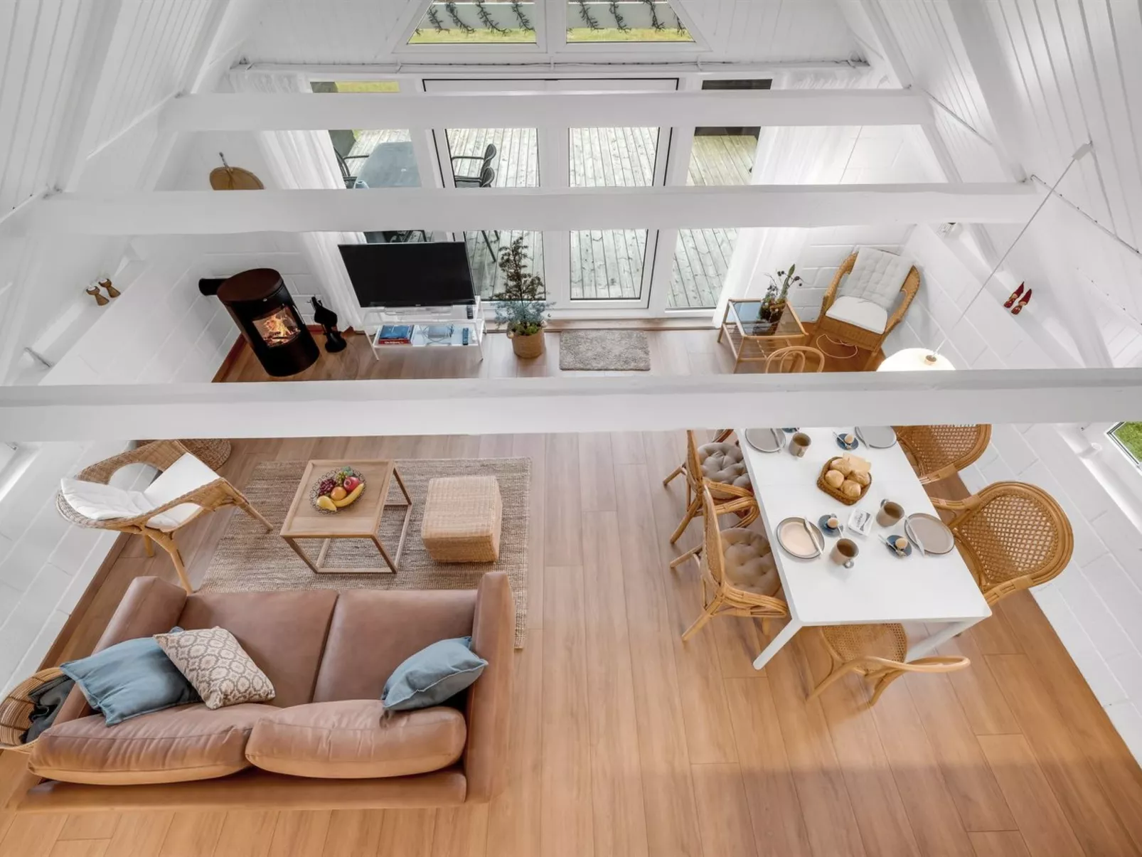 "Gunhwat" - 350m to the fjord-Inside