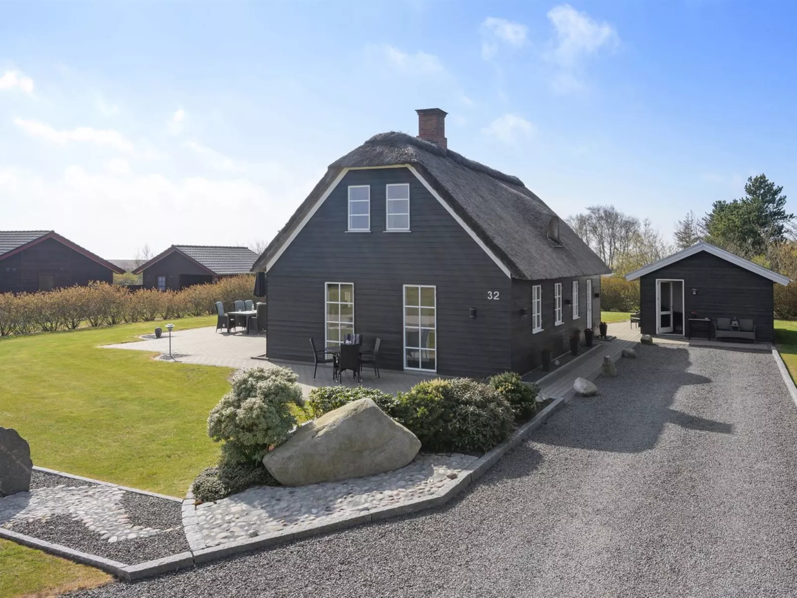 "Benita" - 400m to the fjord-Dehors