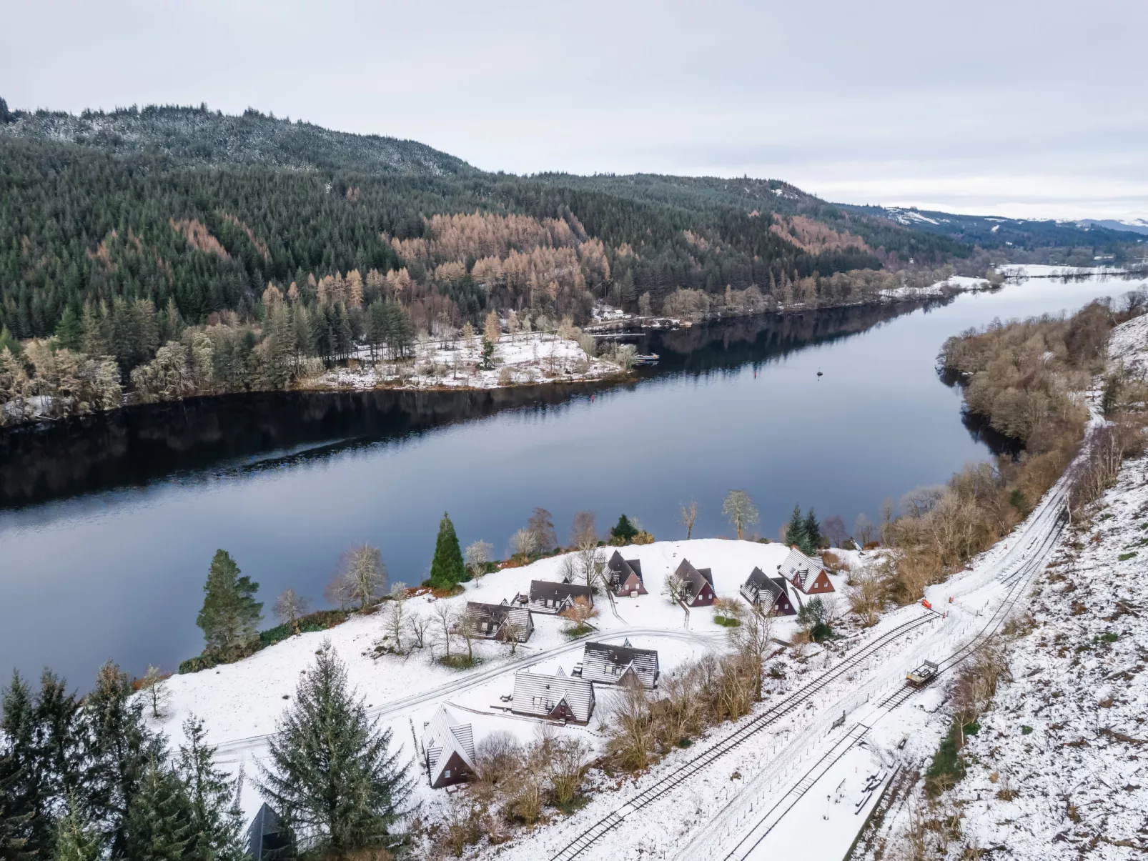 Lothlorien Lodge 4-Outside