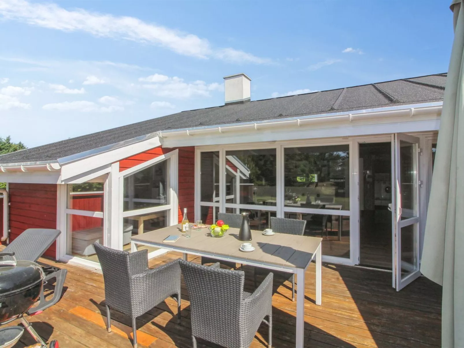 "Valda" - 1.5km from the sea-Outside