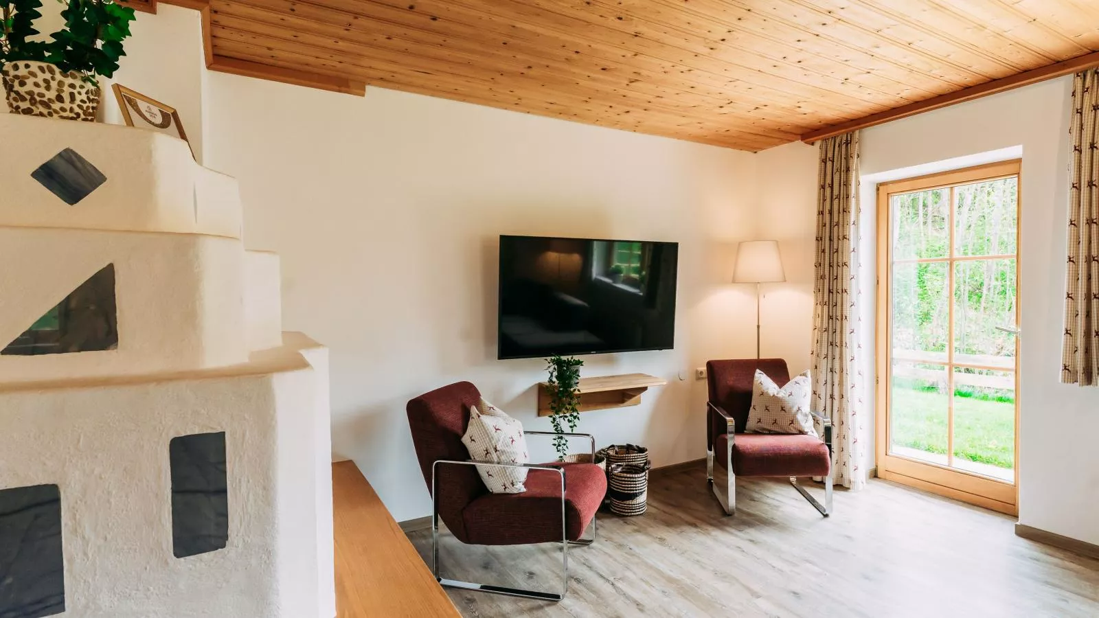 Barney M-Living room