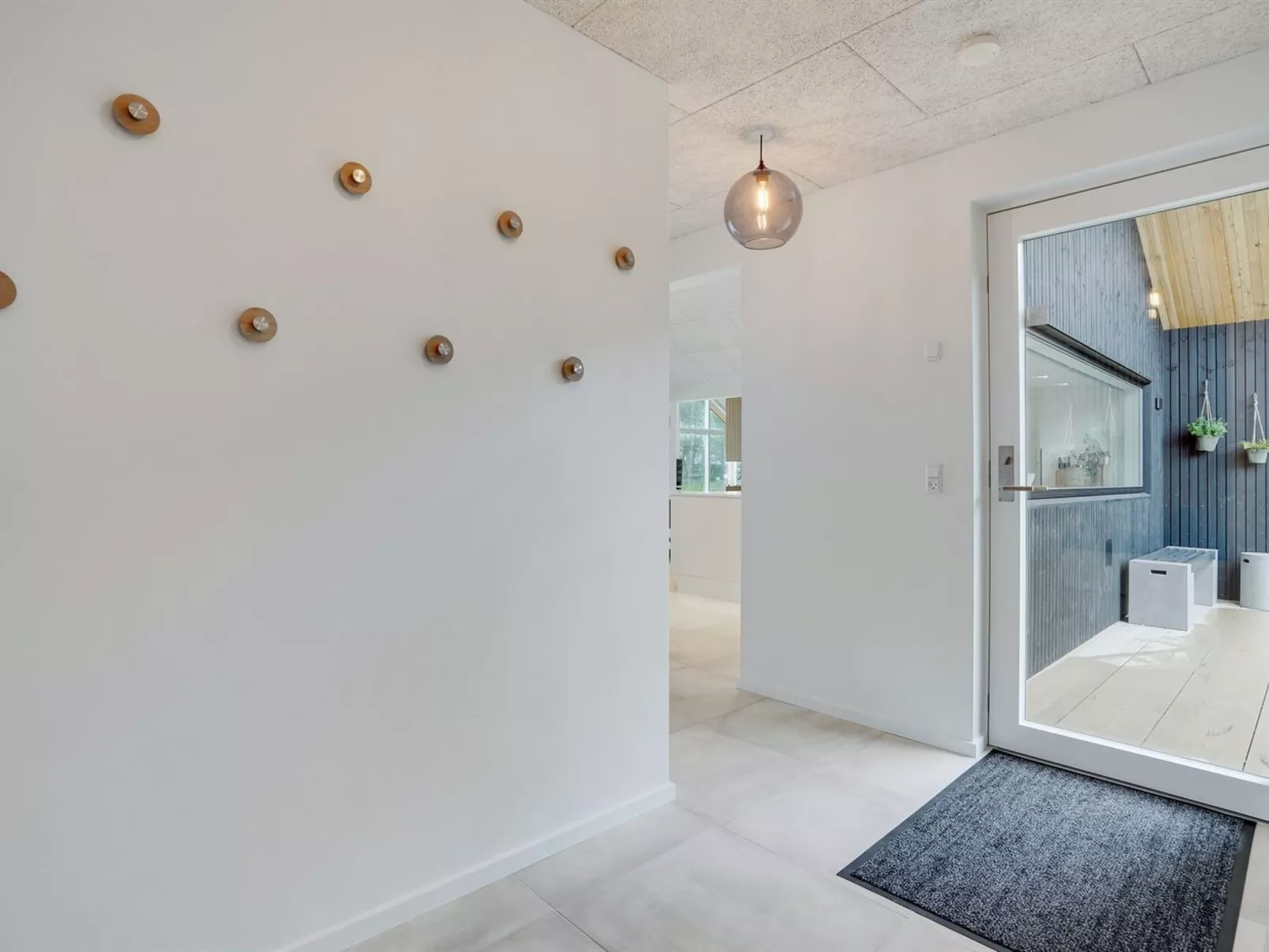 "Menja" - 1.4km from the sea-Inside