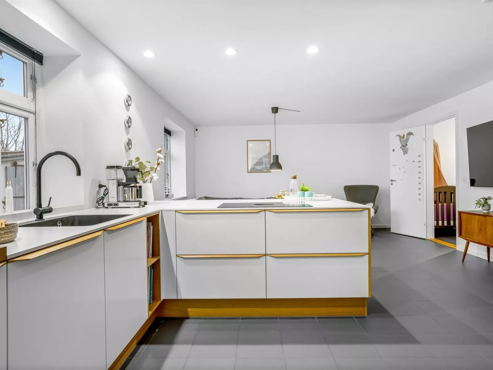 "Afke" - 700m from the sea-Inside