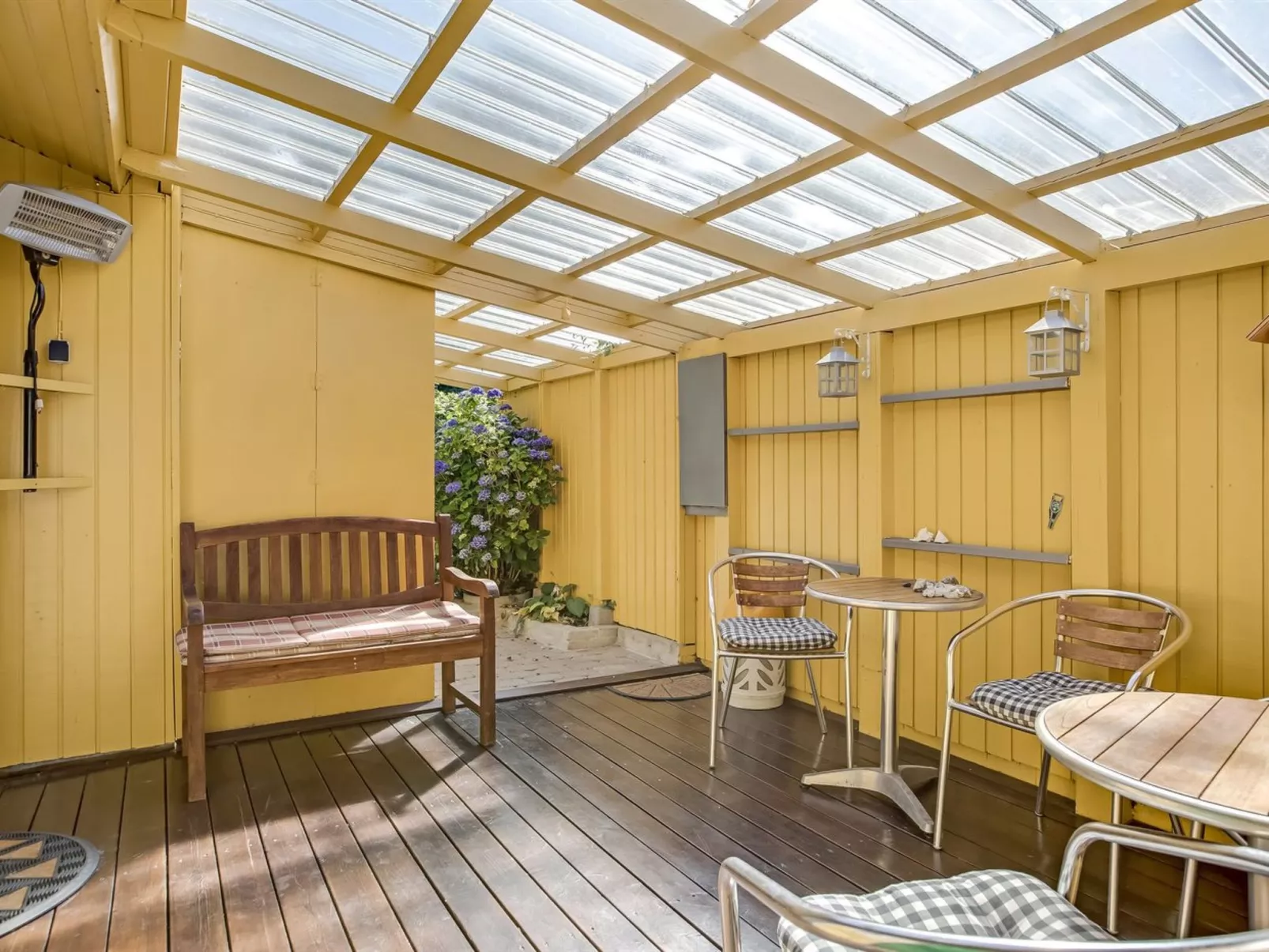 "Ephra" - 150m from the sea-Inside